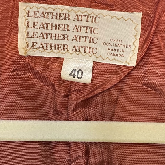 VTG Leather Vest Brown button up pockets Leather Attic Sz S EU 40 lined Unisex - Picture 3 of 8